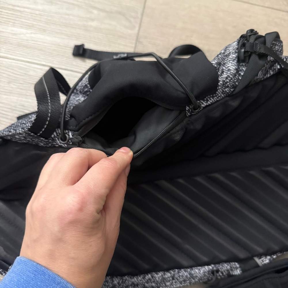 Lululemon Black and Light Gray Hiking Backpack - Picture 10 of 15